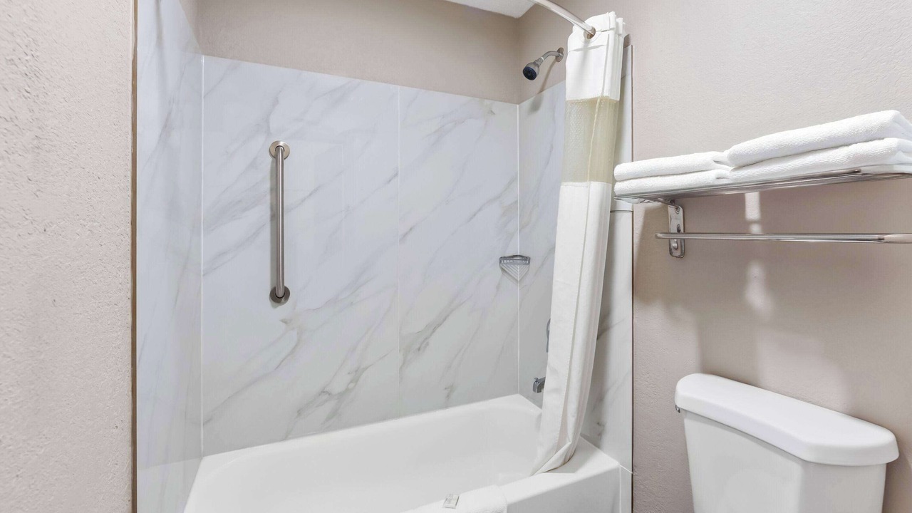Photo of Bedroom in Brownsville