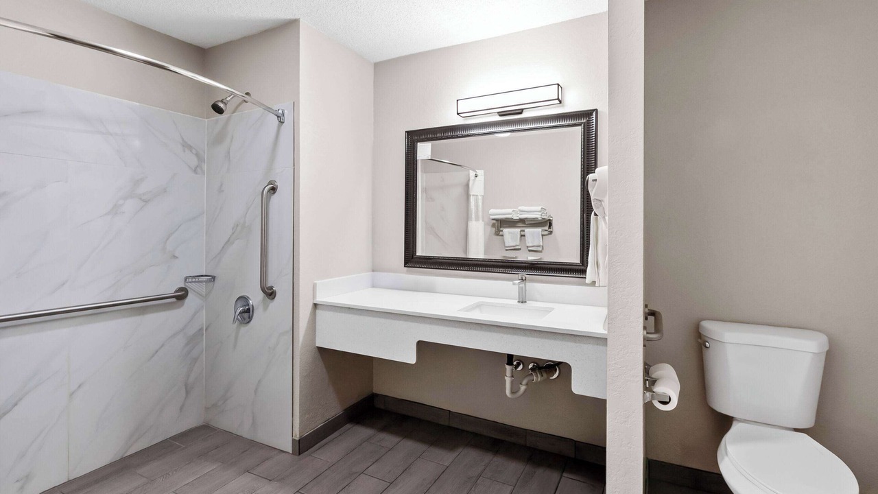 Photo of Bathroom in Brownsville