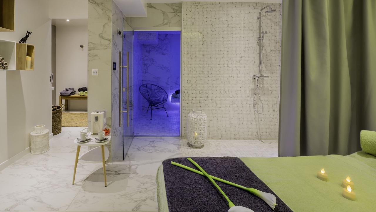 Photo of Others in Chantilly