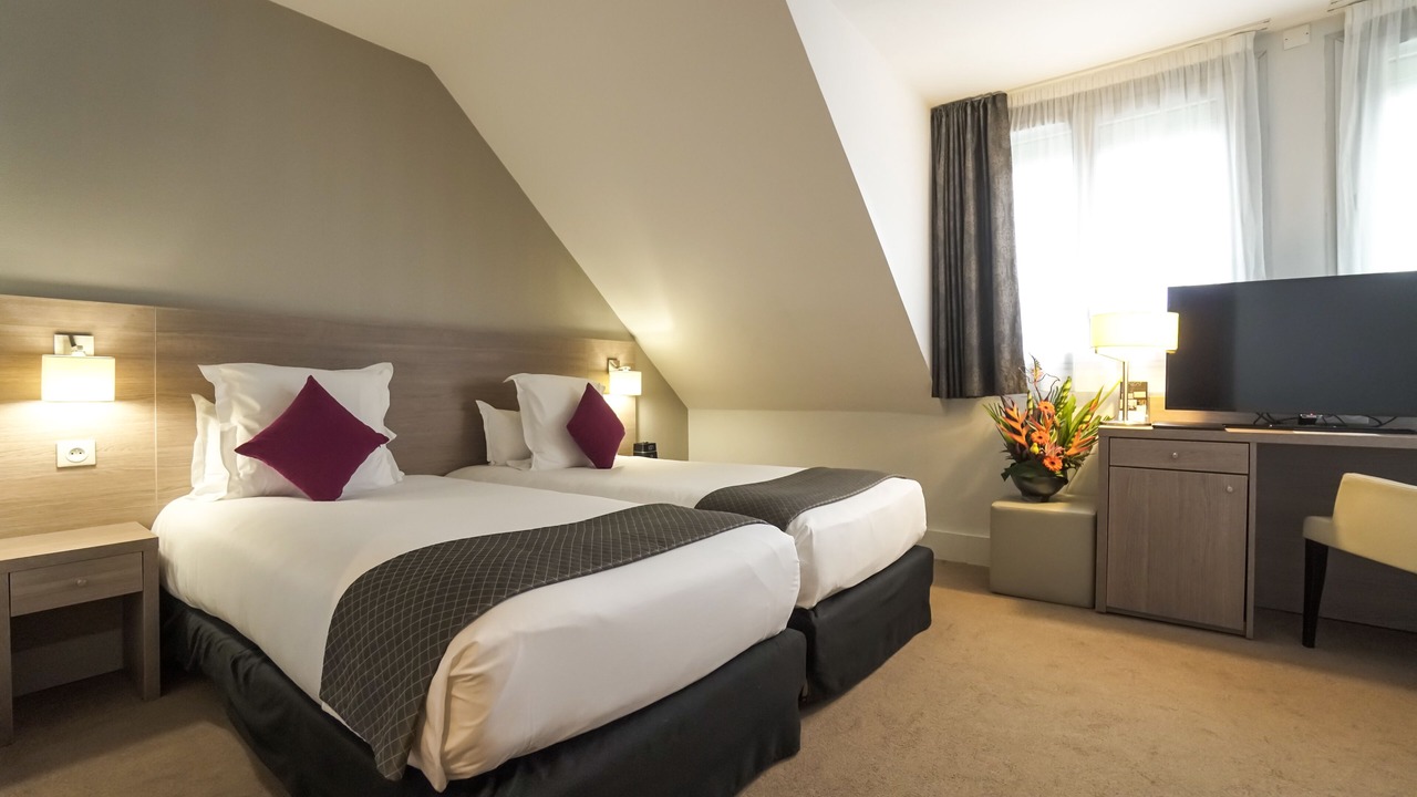 Photo of Bedroom in Chantilly