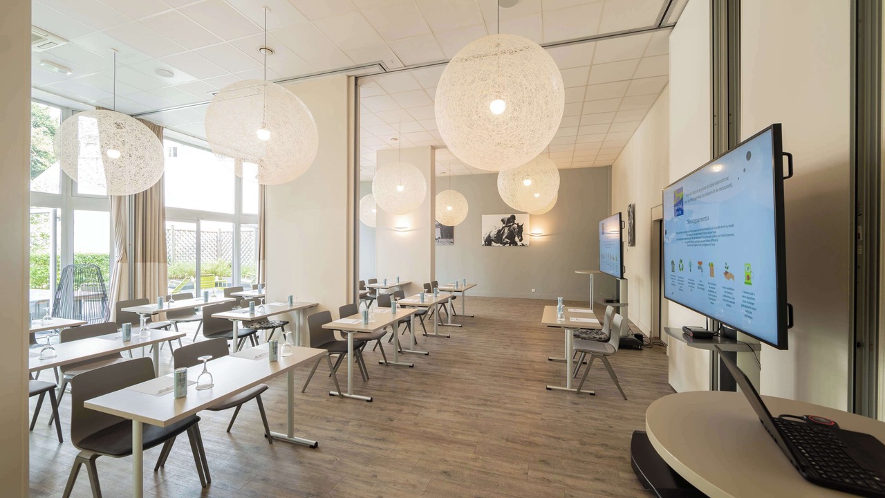 Photo of Others in Chantilly