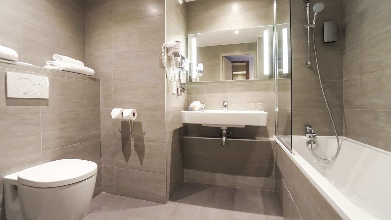 Photo of Bathroom in Chantilly