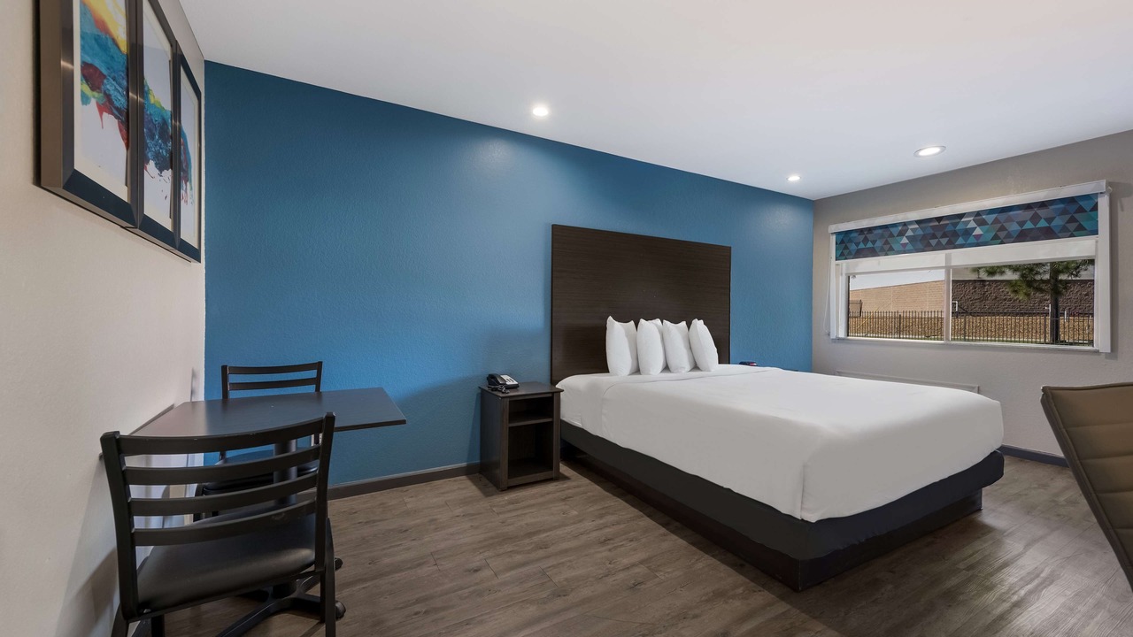 Photo of Bedroom in Spring