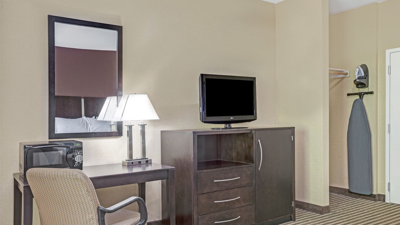 Photo of Bedroom in Hamden