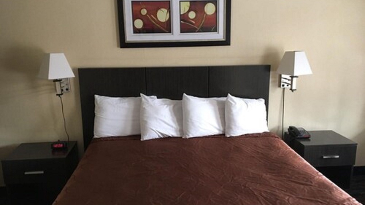 Photo of Bedroom in Hamden