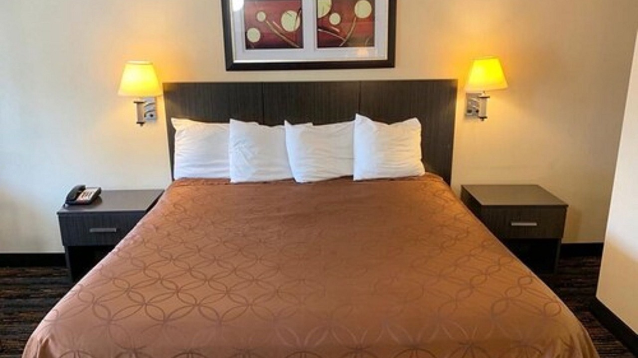 Photo of Bedroom in Hamden