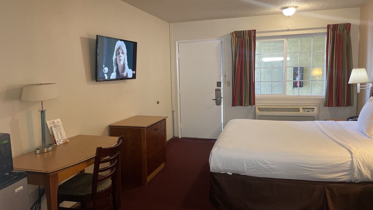 Photo of Bedroom in SeaTac