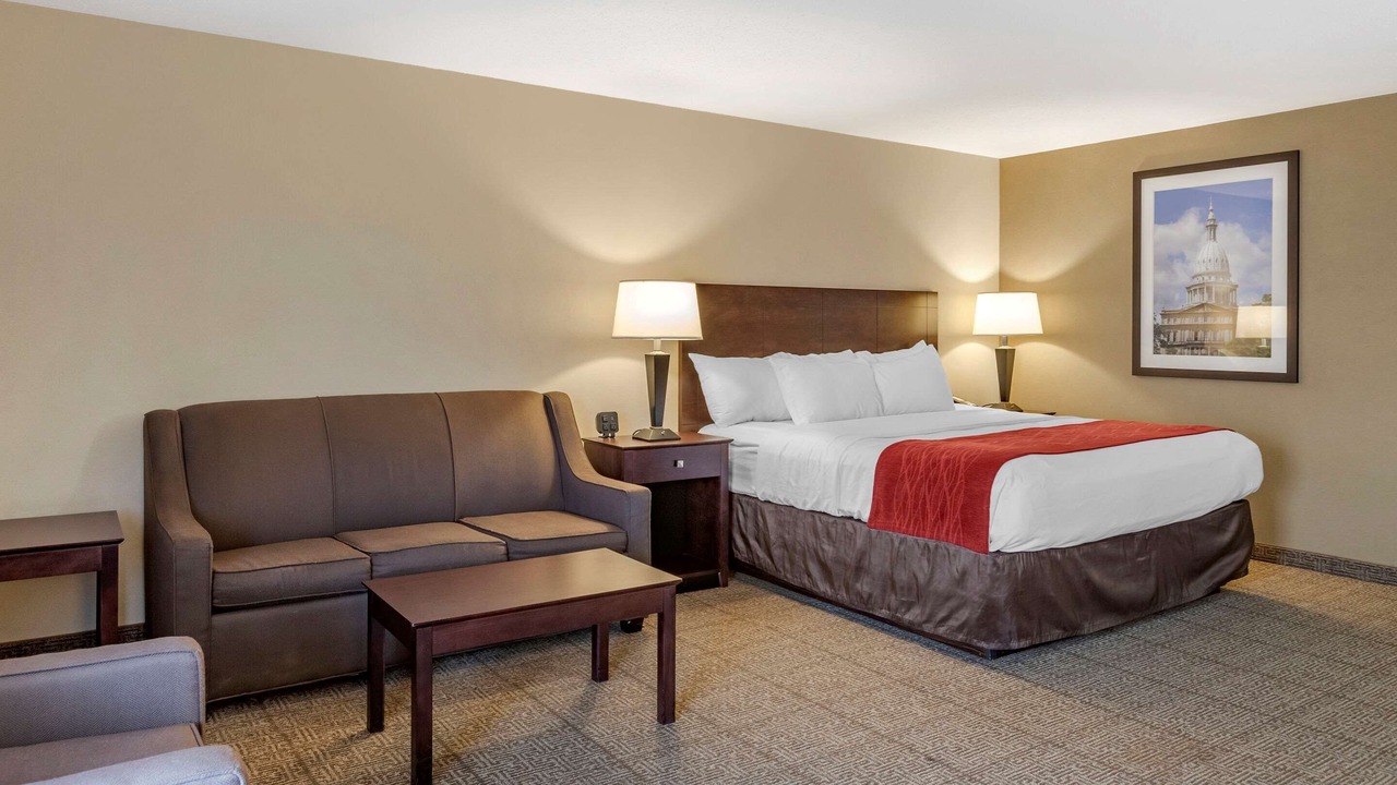 Photo of Bedroom in Lansing