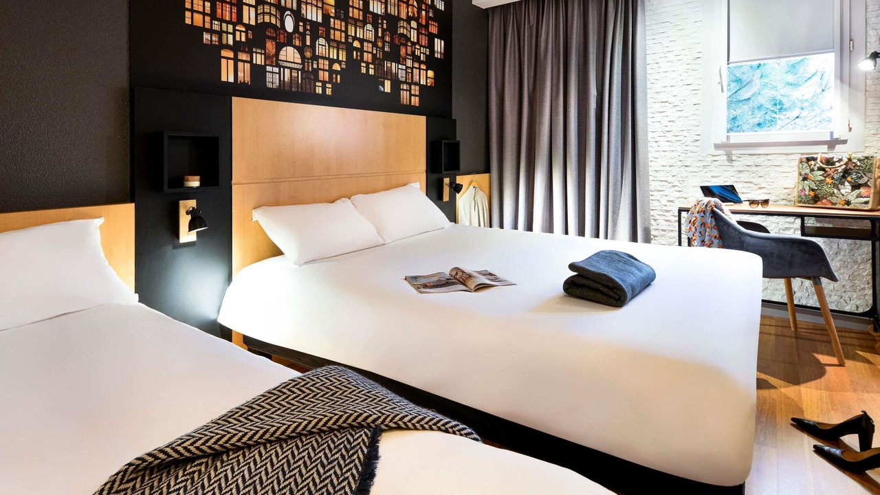 Photo of Bedroom in Creches-sur-Saone