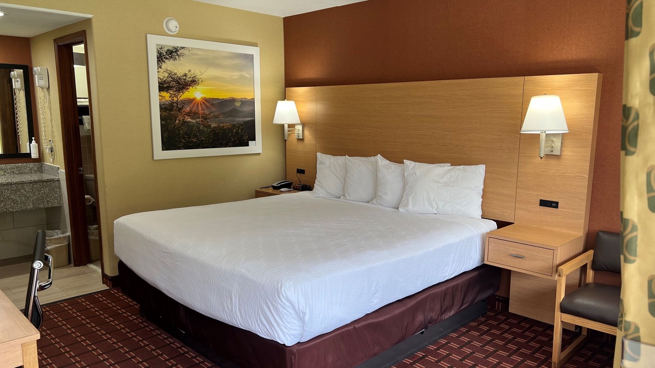 Photo of Bedroom in Sweetwater