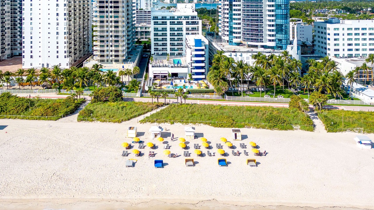Photo of Others in Mid Beach