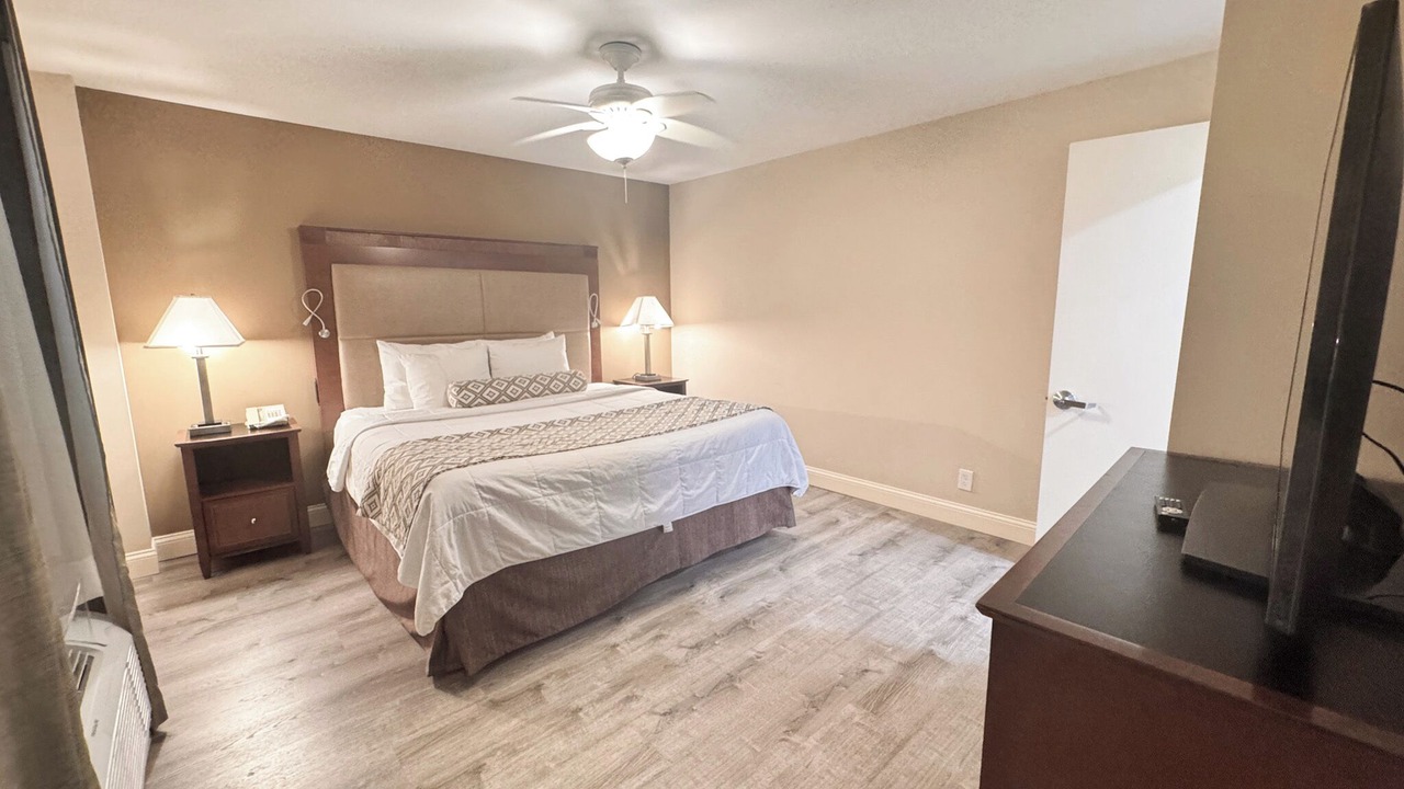 Photo of Bedroom in Downtown