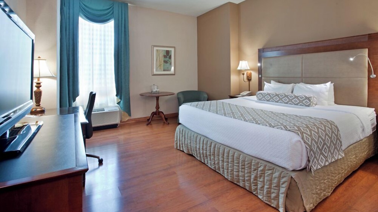 Photo of Bedroom in Downtown