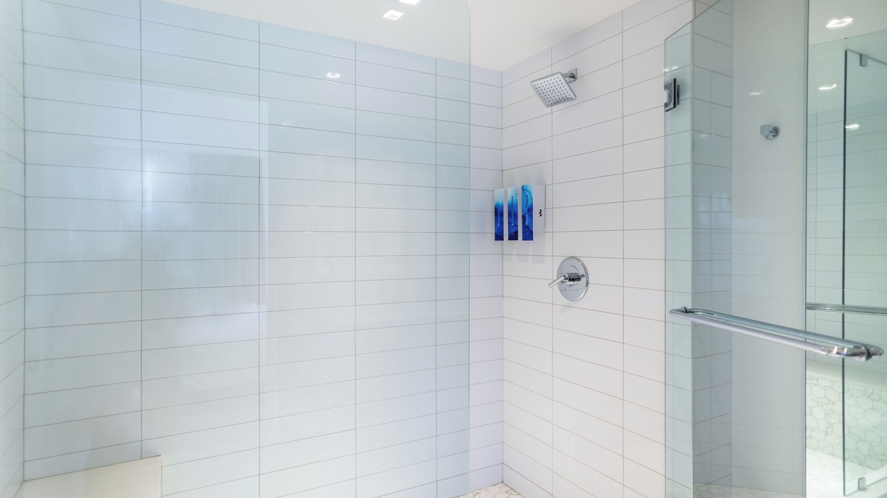 Photo of Bathroom in Lincoln Acres