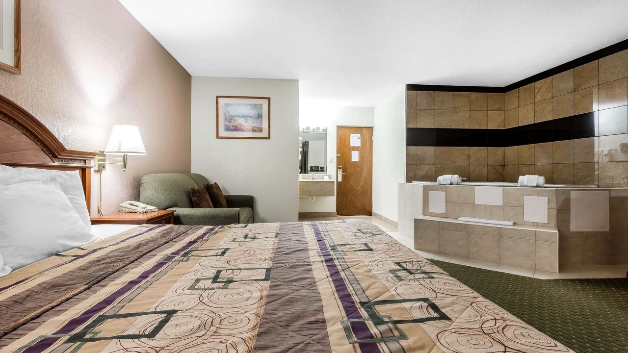 Photo of Bedroom in Port Crane