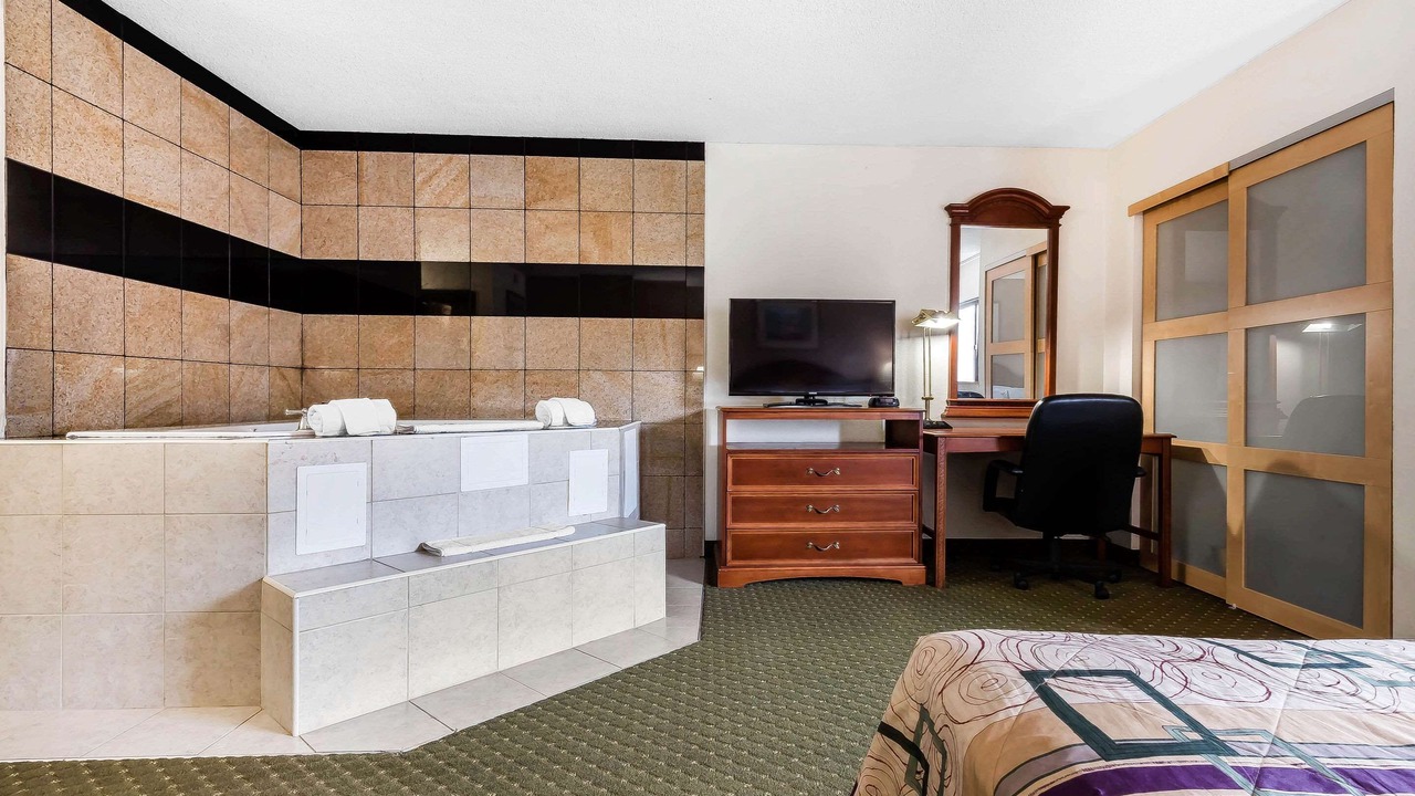 Photo of Others in Port Crane