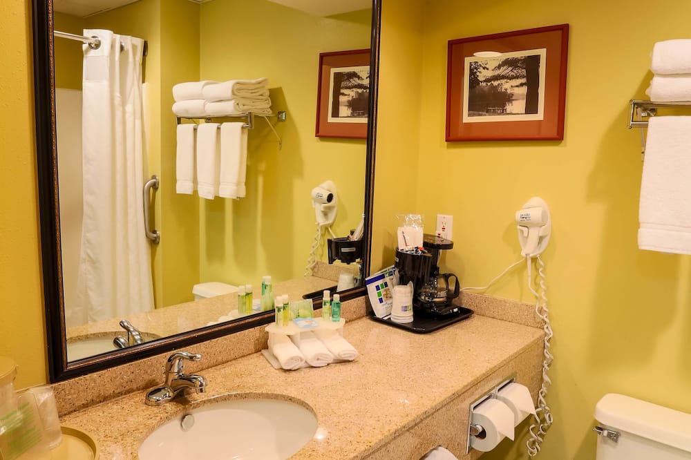 Photo of Bathroom in Bemidji