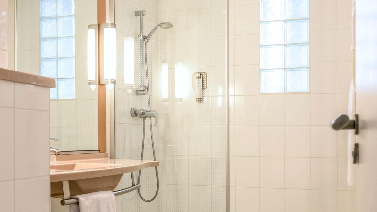 Photo of Others in 2nd Arrondissement