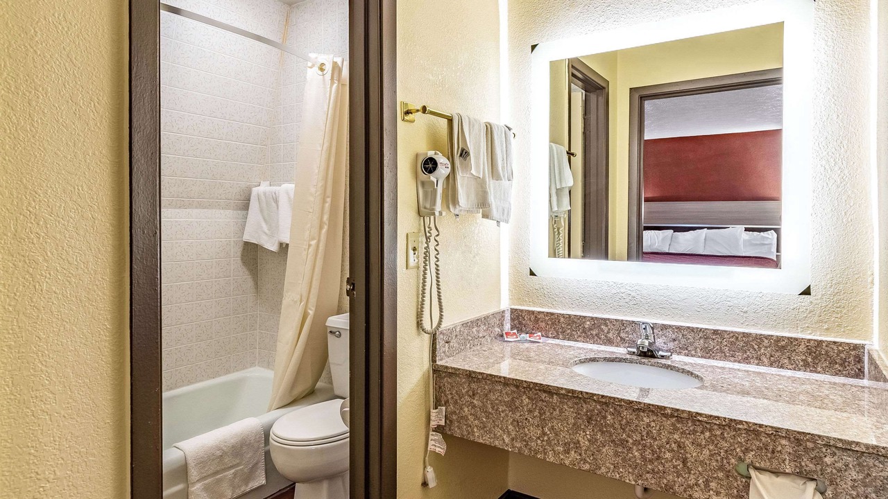Photo of Bedroom in Worthington