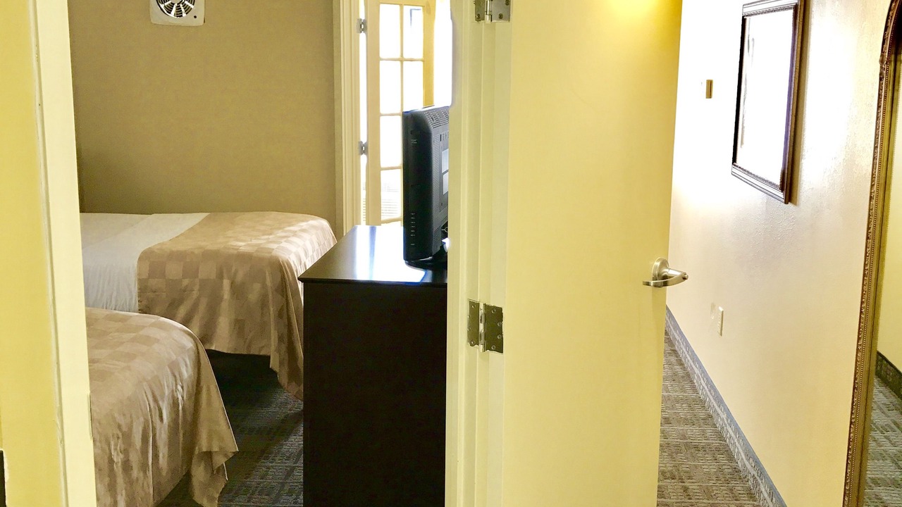 Photo of Others in Hamden