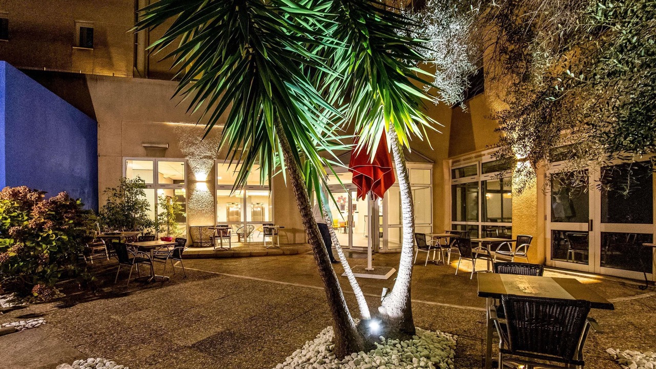 Photo of Others in La Gare