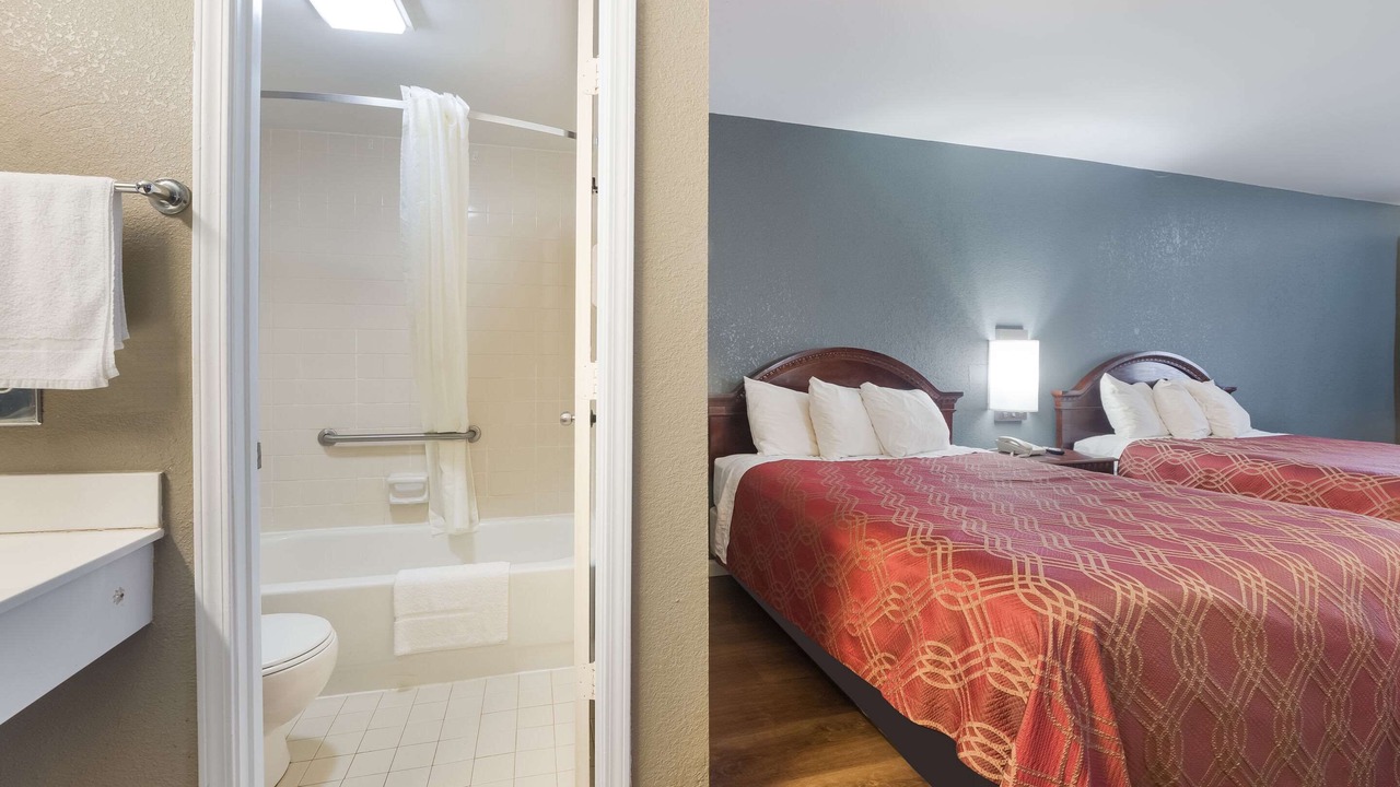 Photo of Bathroom in Thomaston