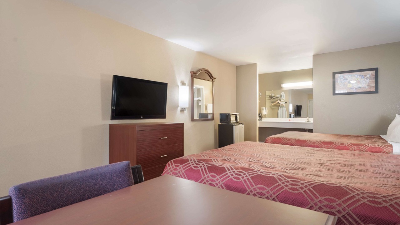 Photo of Bedroom in Thomaston