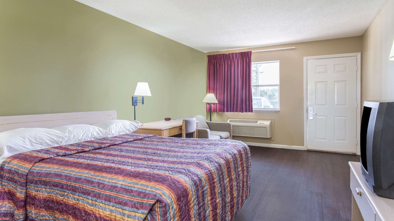 Photo of Others in Monticello