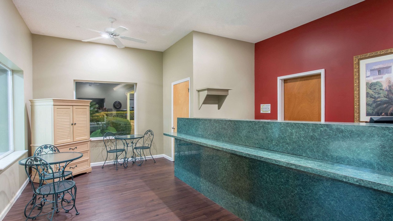 Photo of Others in Monticello