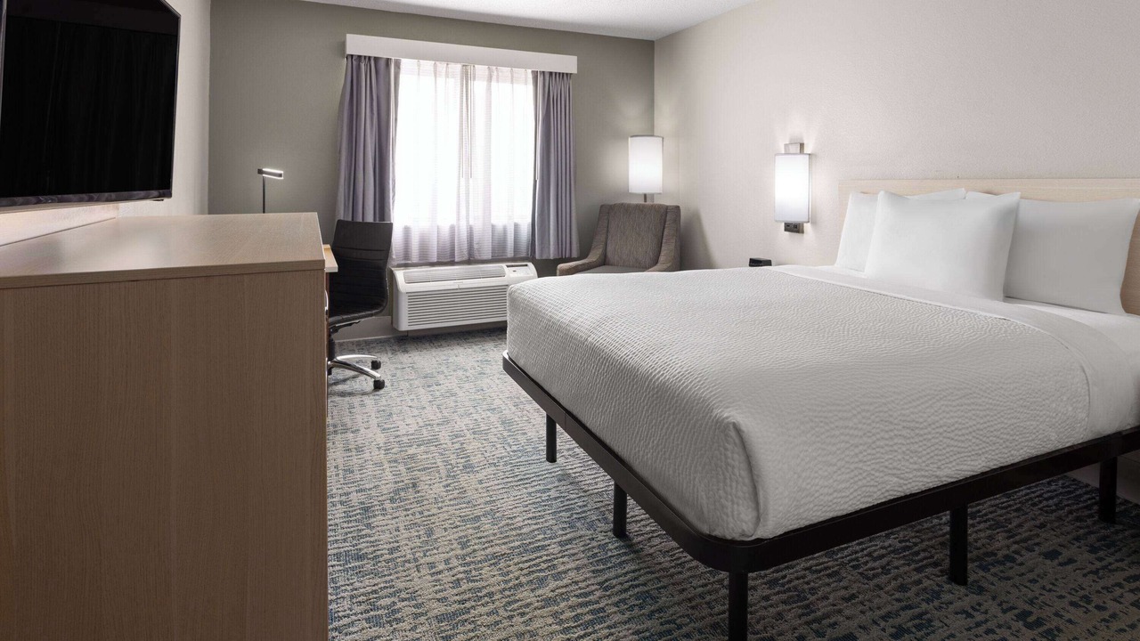 Photo of Bedroom in LaGrange