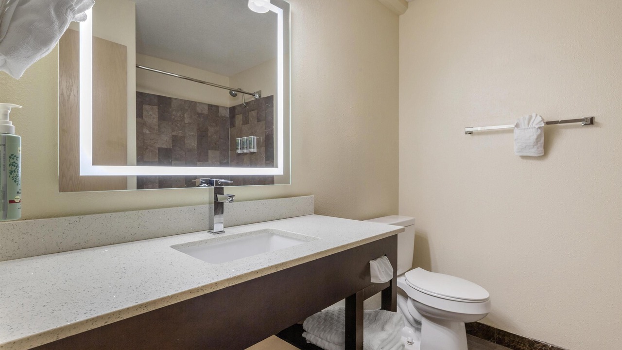 Photo of Bathroom in Fort Smith