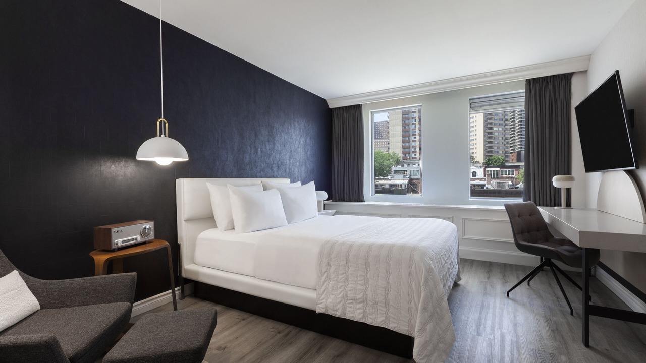 Photo of Livingroom in Shaughnessy Village