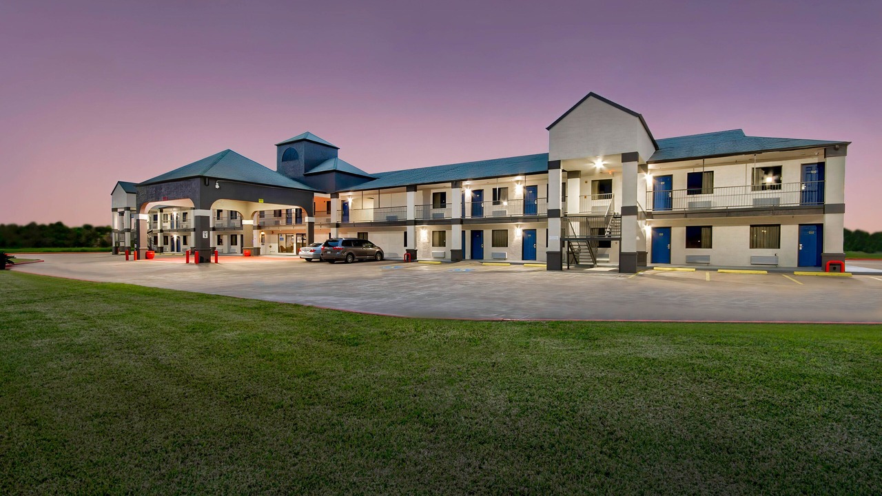 Photo of Buildings in Texas City