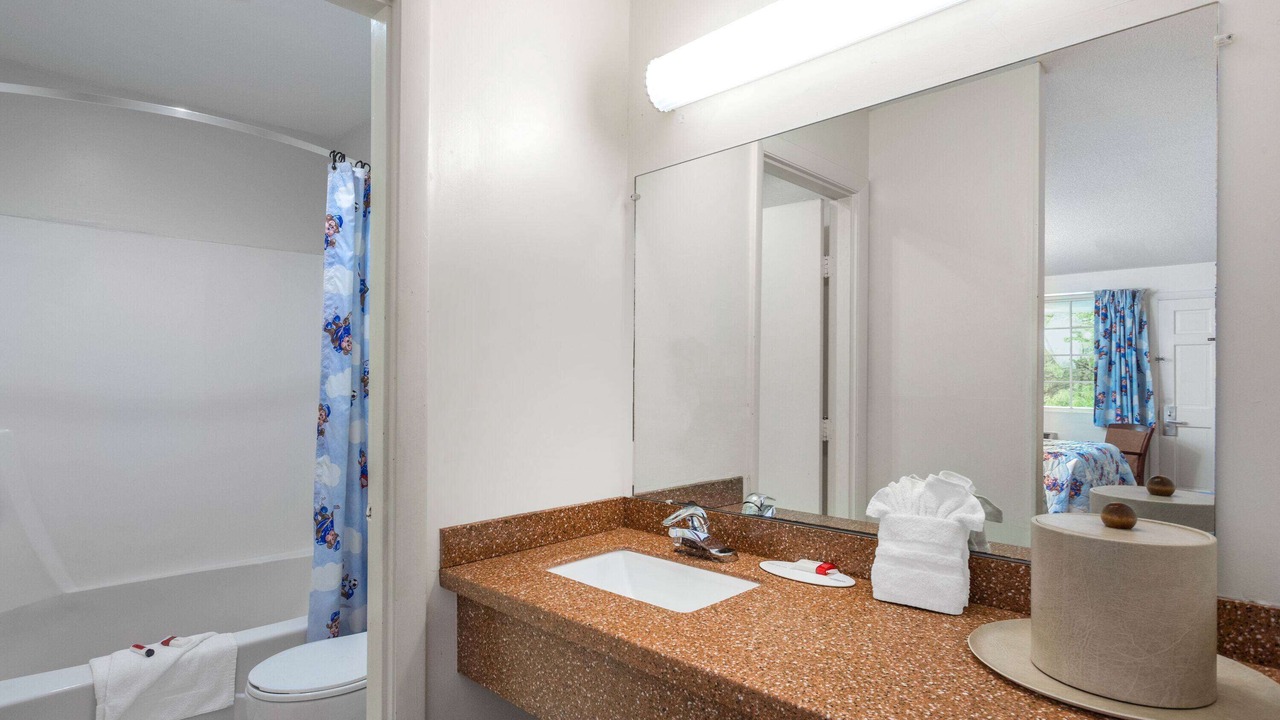 Photo of Others in West Dennis