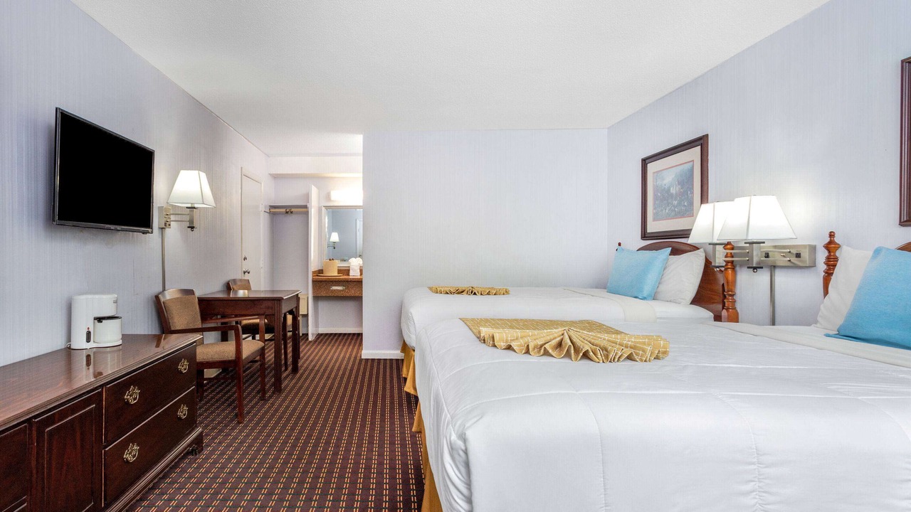 Photo of Bedroom in West Dennis