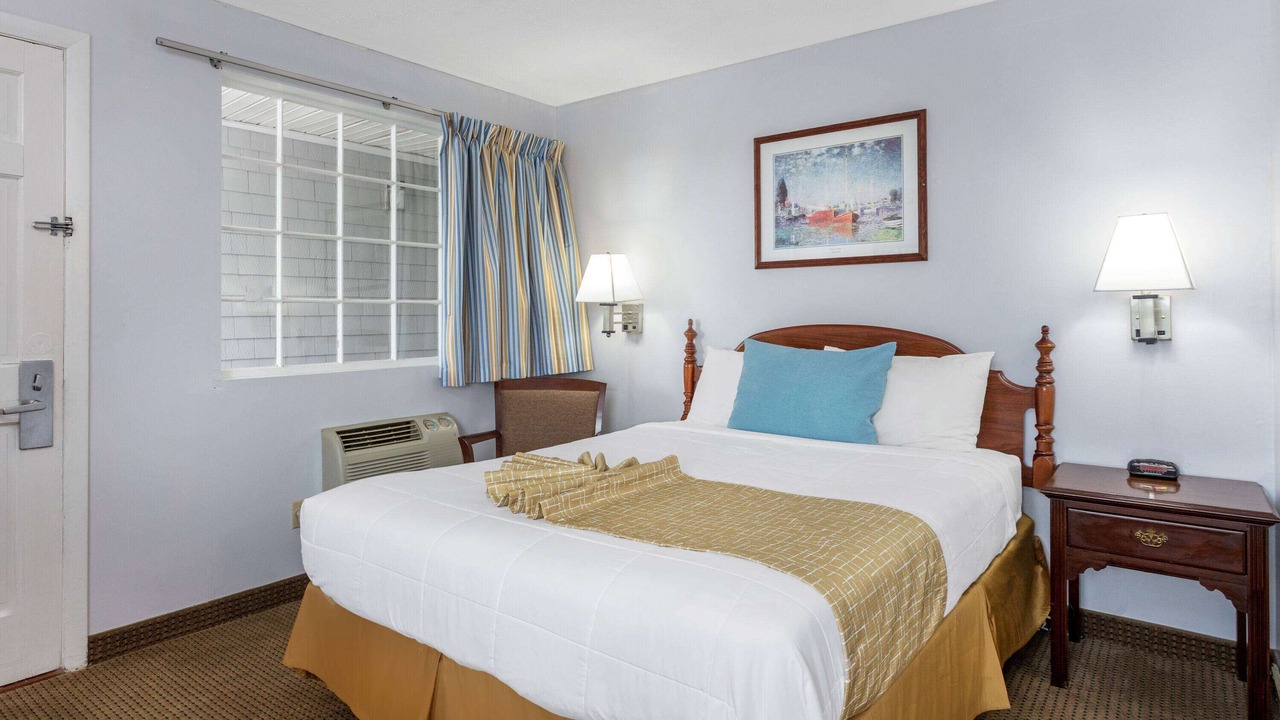 Photo of Bedroom in West Dennis