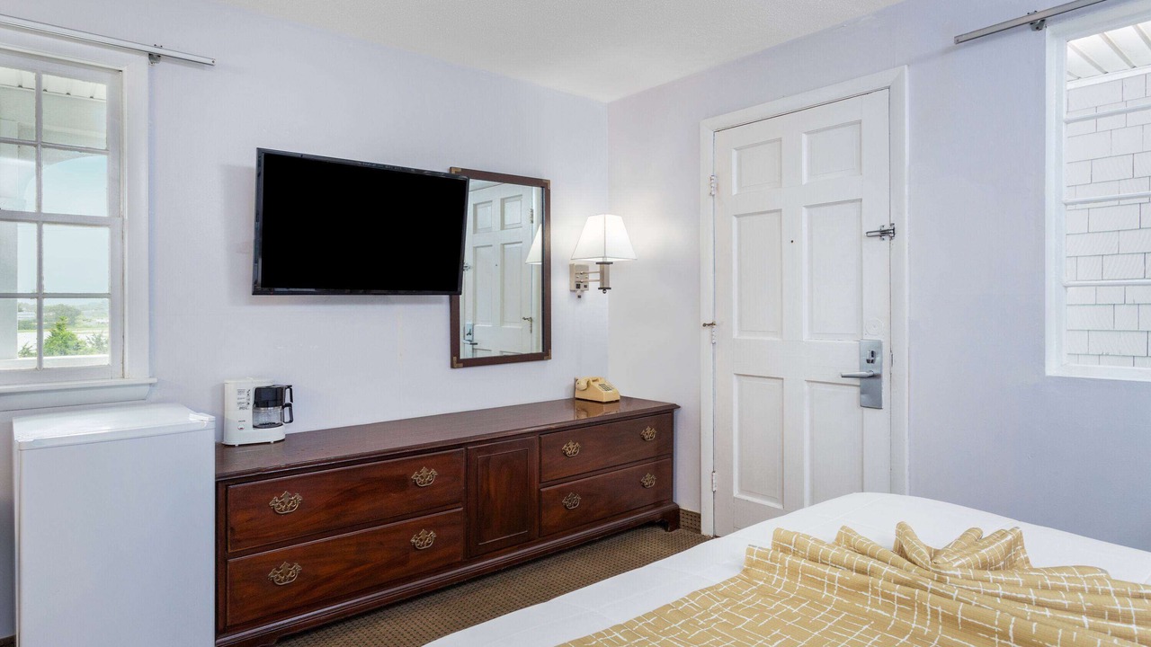 Photo of Others in West Dennis