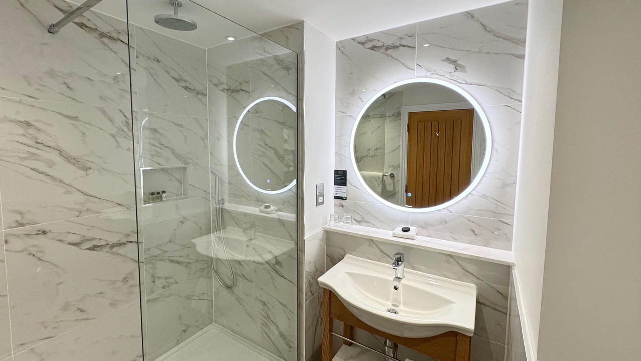 Photo of Others in Broxton