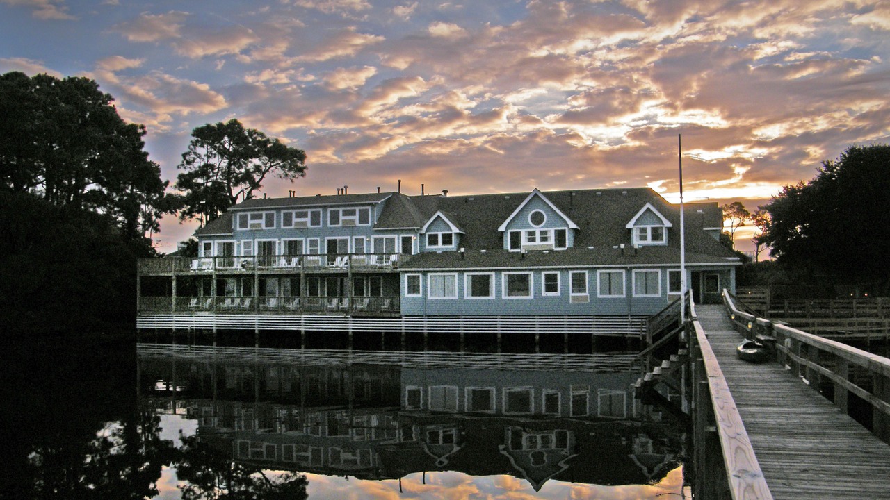 Photo of Outdoor in Corolla Light