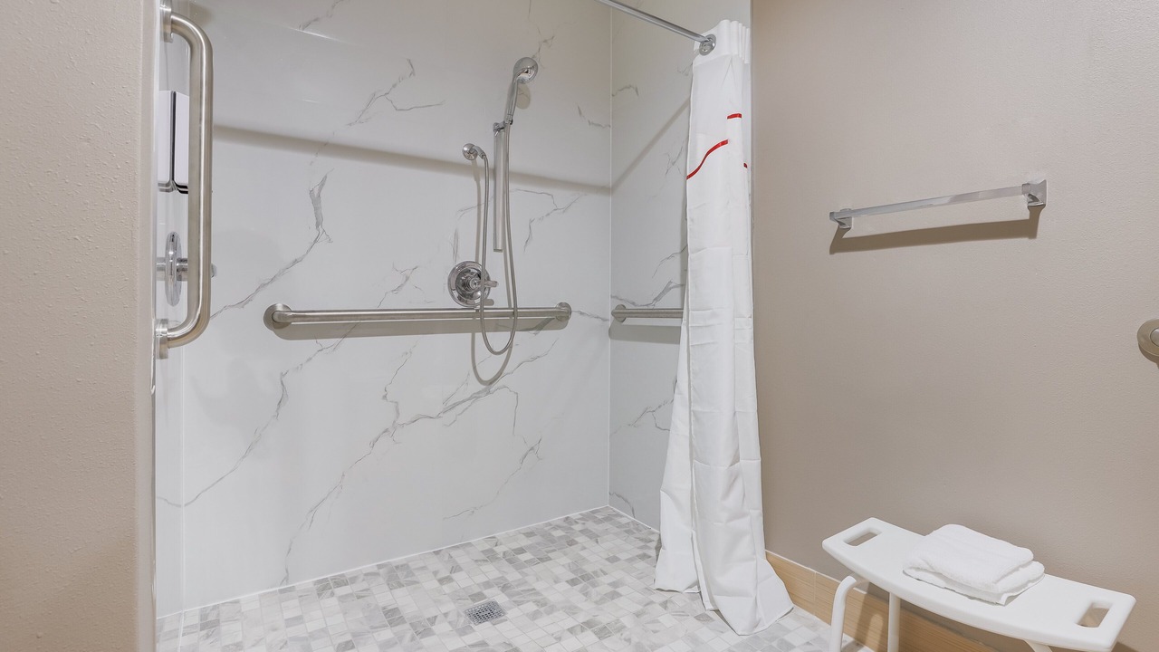 Photo of Bathroom in Sulphur
