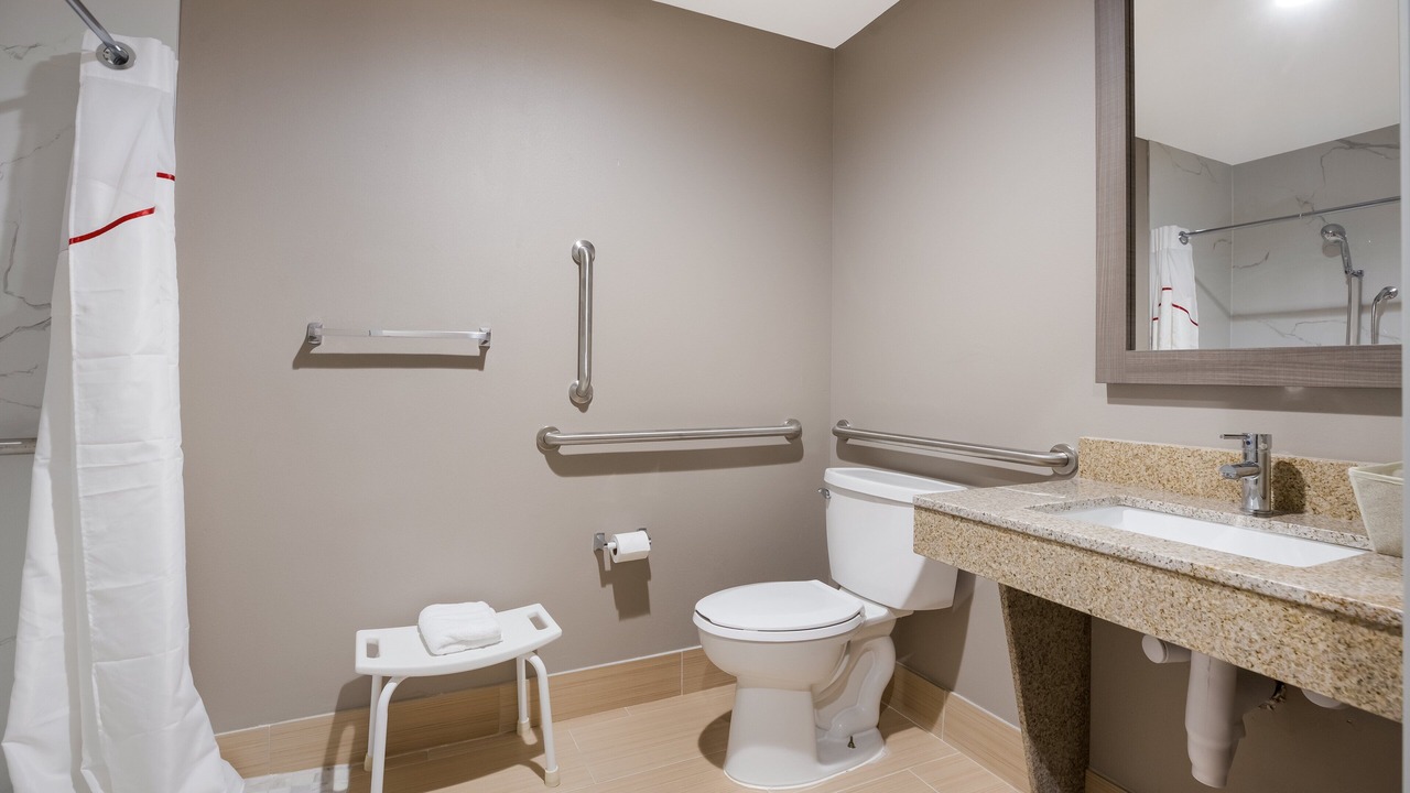 Photo of Bathroom in Sulphur