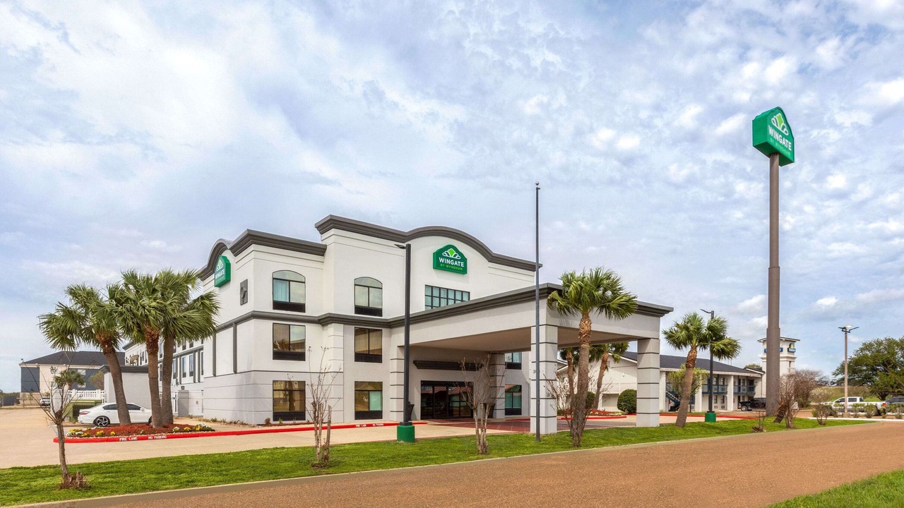 Photo of Outdoor in Sulphur