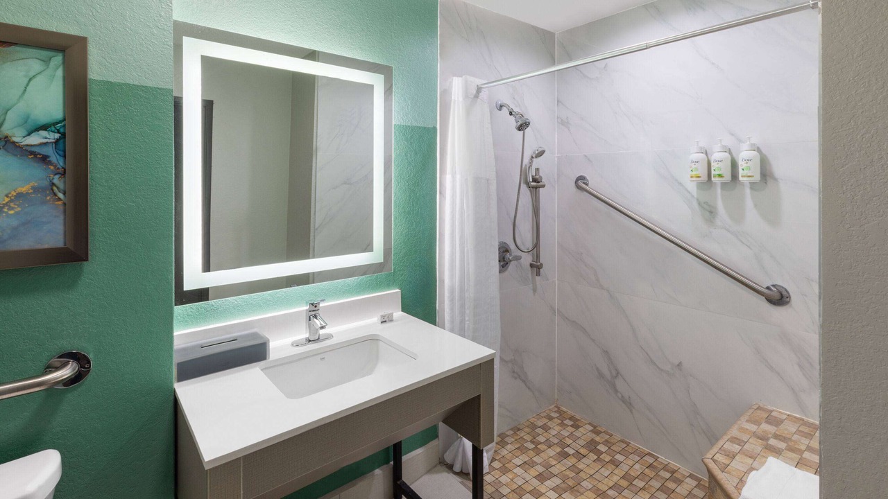 Photo of Bathroom in Sulphur