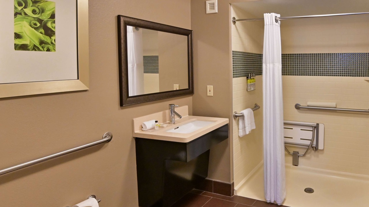 Photo of Bathroom in Vance Jackson