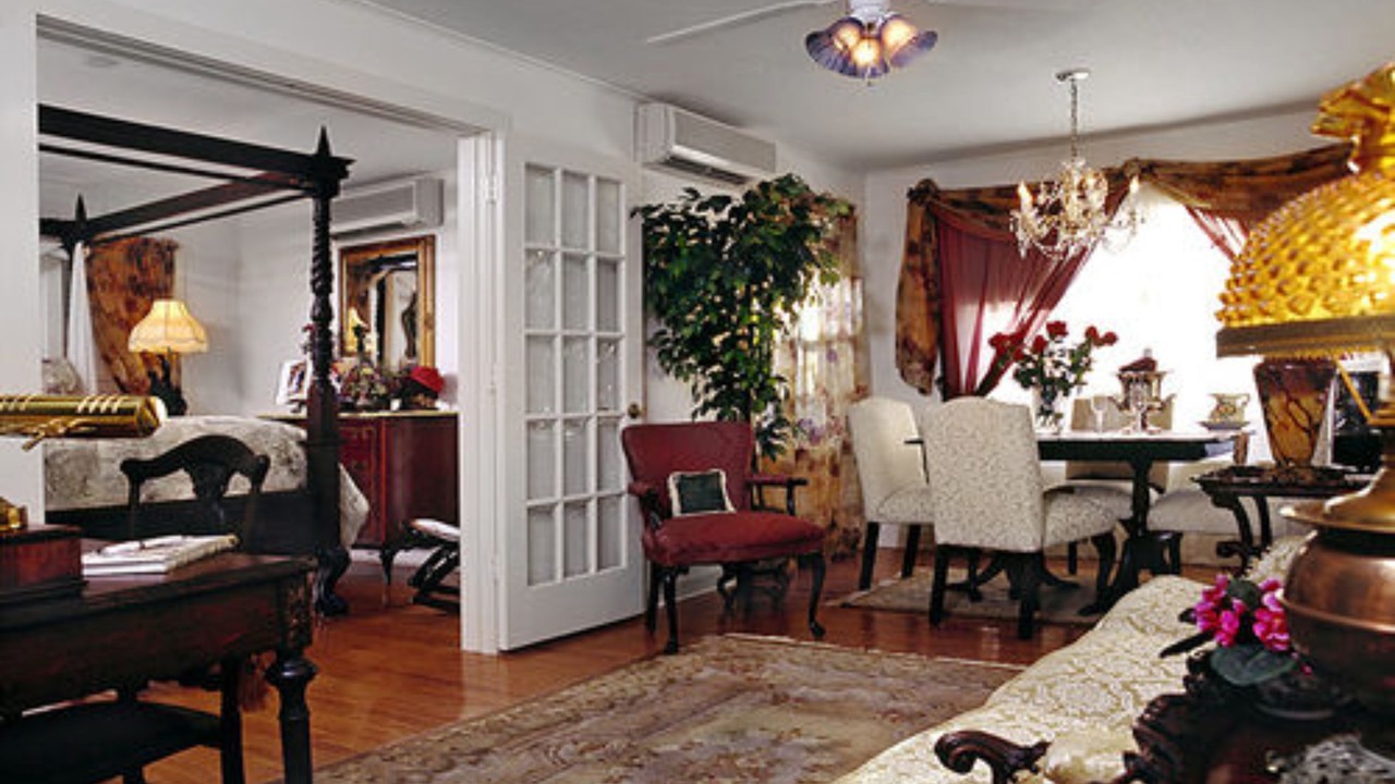 Photo of Bedroom in Parrot Cove