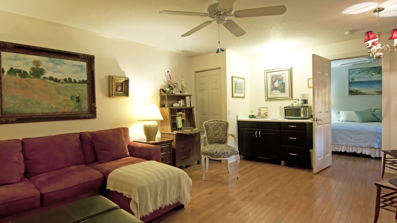 Photo of Bedroom in Parrot Cove