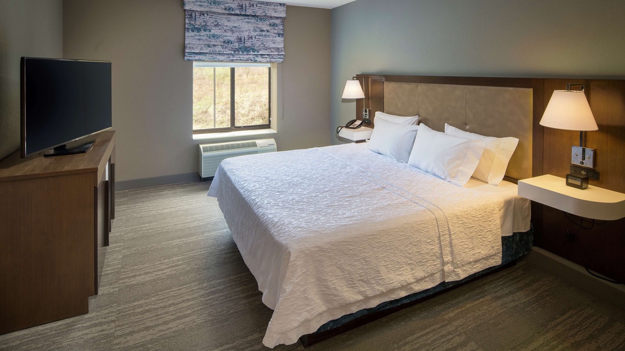 Photo of Bedroom in Binghamton