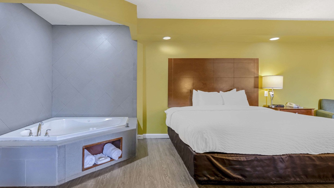 Photo of Bedroom in Staunton