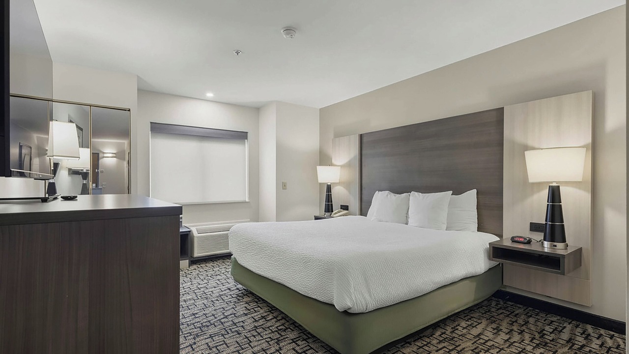 Photo of Bedroom in Batavia