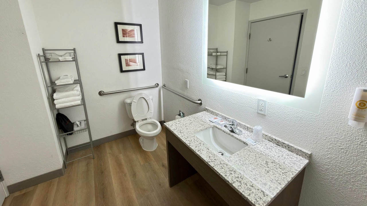 Photo of Bedroom in Allison